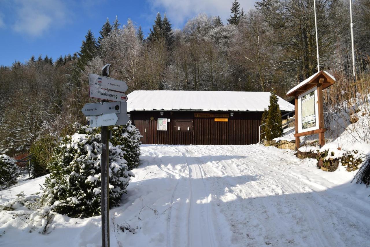 Fraenkische Linie - Radspitz-Ferienwohnungen Marktrodach Kültér fotó