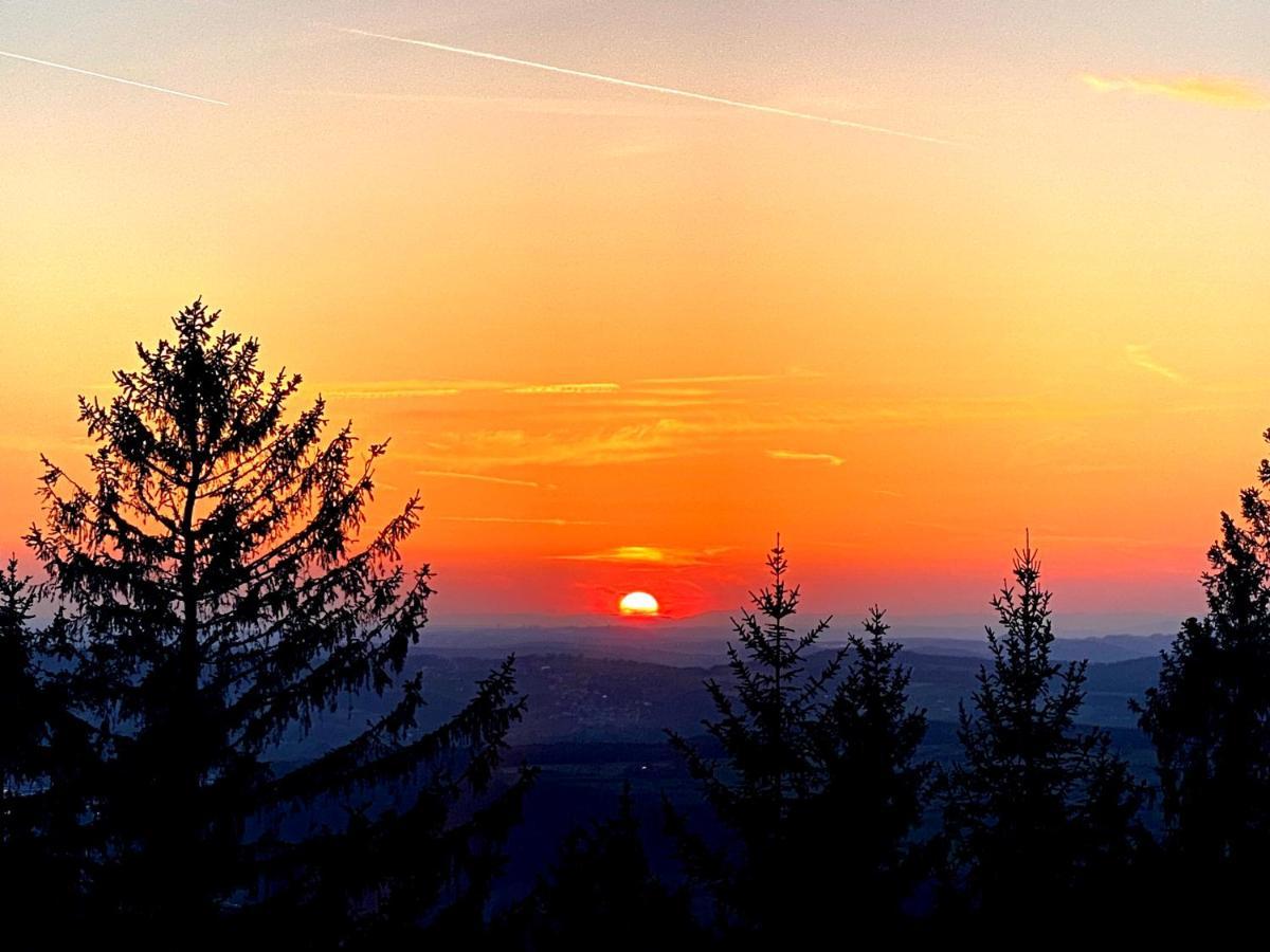 Fraenkische Linie - Radspitz-Ferienwohnungen Marktrodach Kültér fotó
