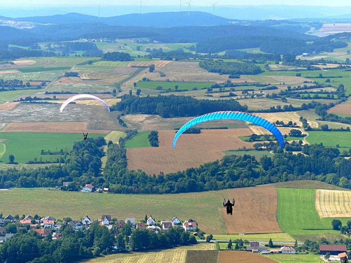 Fraenkische Linie - Radspitz-Ferienwohnungen Marktrodach Kültér fotó